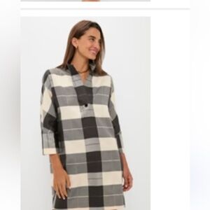 Tuckernuck- Champagne Problems Plaid Willow Dress - with gold. Beautiful dress